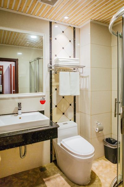 Hotel Lanwan International Airport Tower A 4*